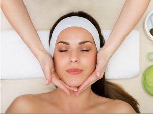 Massagen gesicht massage 2